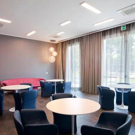 Holiday Inn Milan Nord Zara By Ihg 