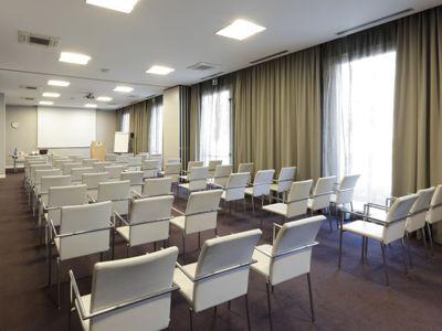 Holiday Milan Nord Zara By Ihg Hotel Cinisello Balsamo
