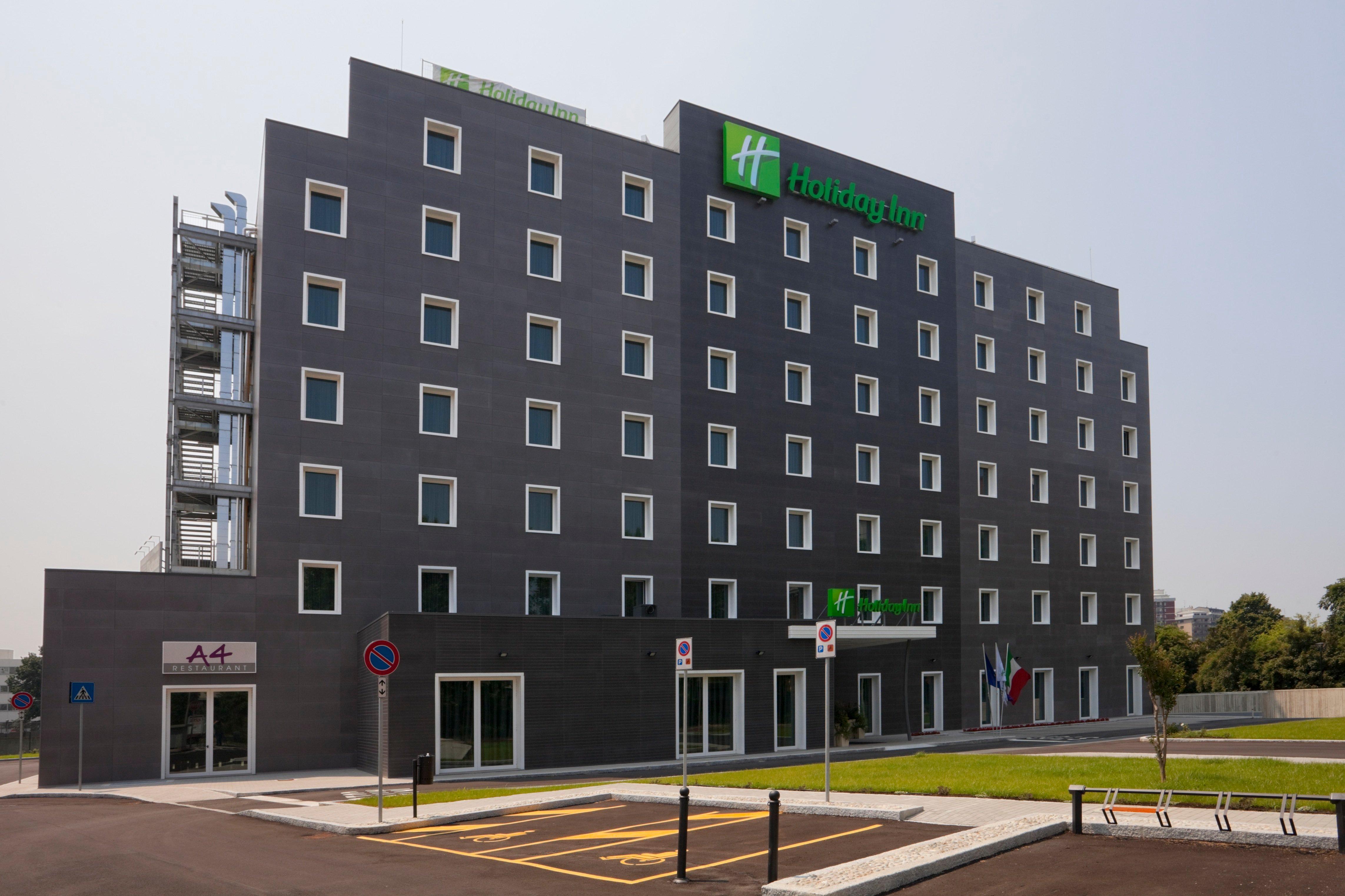 Holiday Milan Nord Zara By Ihg Hotel 4*
