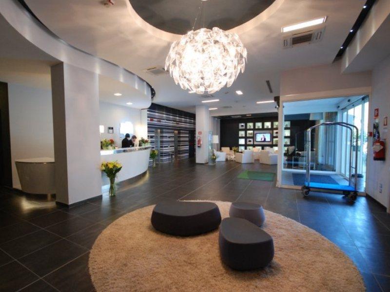Milan Nord Zara By Ihg Cinisello Balsamo