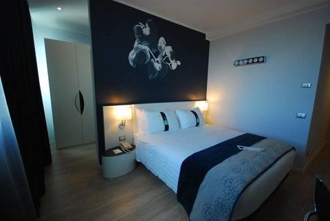 Holiday Milan Nord Zara By Ihg Hotel